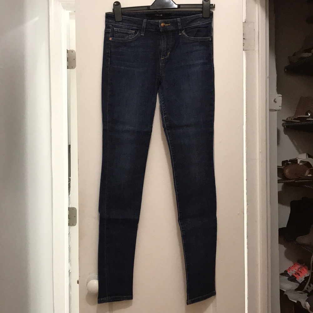 Joe’s Jeans, Skinny Fit, Lightweight Denim, Sz 27